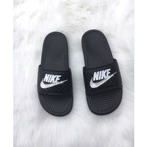 custom nike flip flops